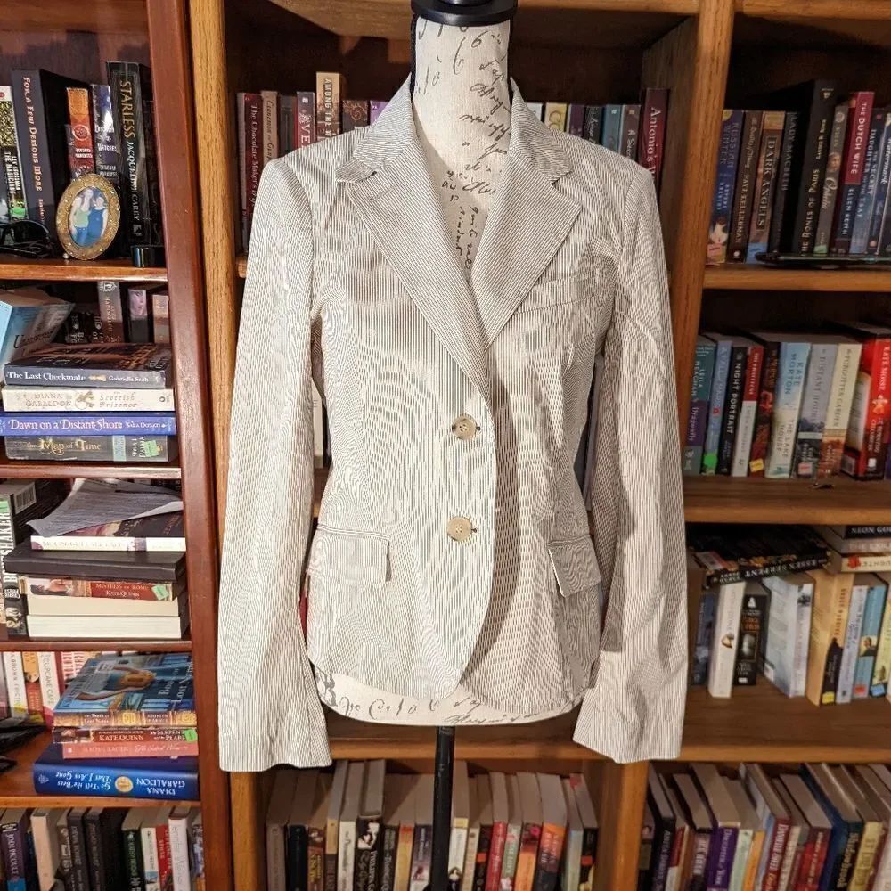 THEORY cream and tan 2 button pinstripe cotton blazer size s euc